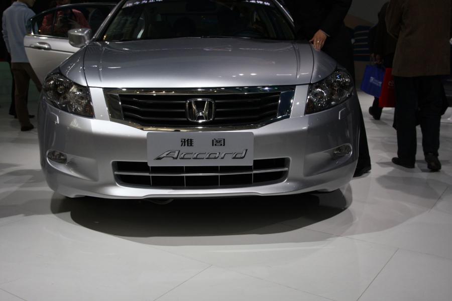  Honda Accord 2009 года  (CN) (фото 8 из 17)
